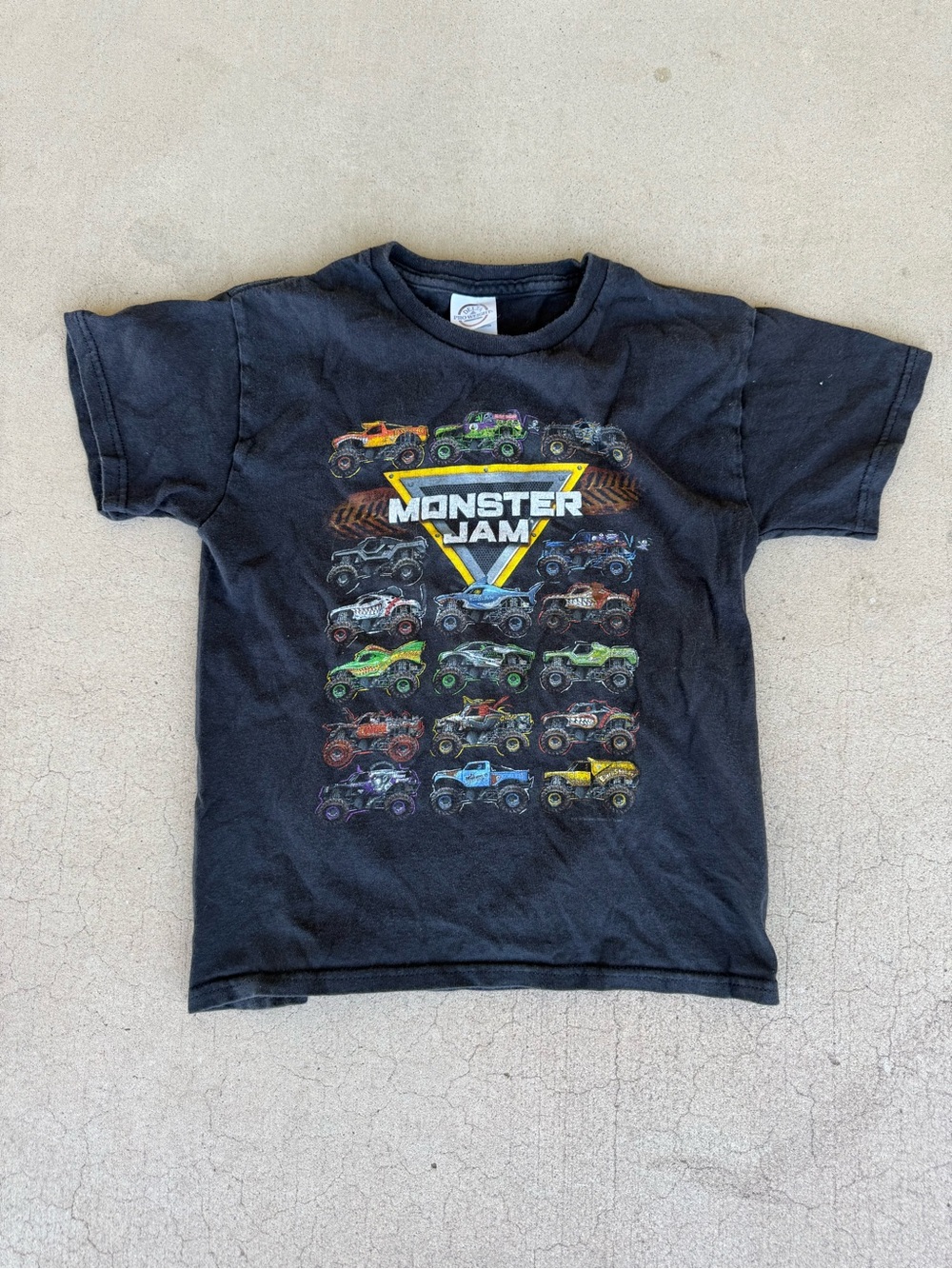 Vintage Monster Jam Monster Trucks Graphic T-Shirt Black Youth Medium